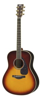 Yamaha LL6BSARE akustisk gitar med innebygd mikrofon. Leveres med Yamaha hardbag. 