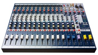 Soundcraft EFX12 mikser.12+2, 2 aux med Lexicon klang  Inkludert rackører